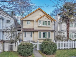House for sale in Vancouver, Vancouver East, 3539 Napier Street, 263115261 | Realtylink.org
