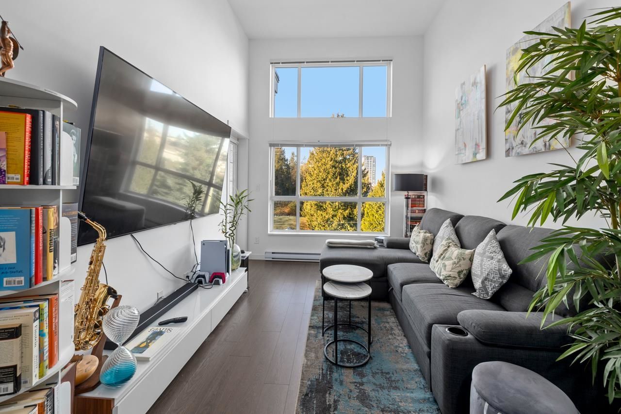 Apartment for sale in Surrey, North Surrey, 405 10688 140 Street, 263115292 | Realtylink.org