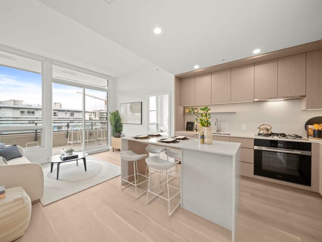 Apartment for sale in Vancouver, Vancouver West, 504 5212 Cambie Street, 263115348 | Realtylink.org