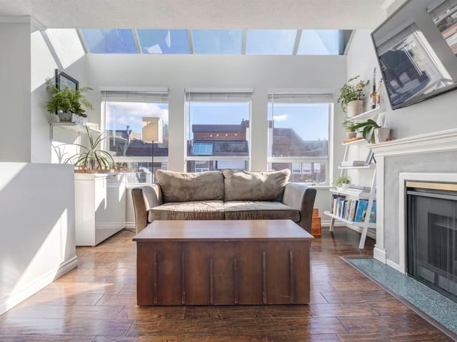 Apartment for sale in North Vancouver, North Vancouver, 309 3721 Delbrook Avenue, 263115383 | Realtylink.org