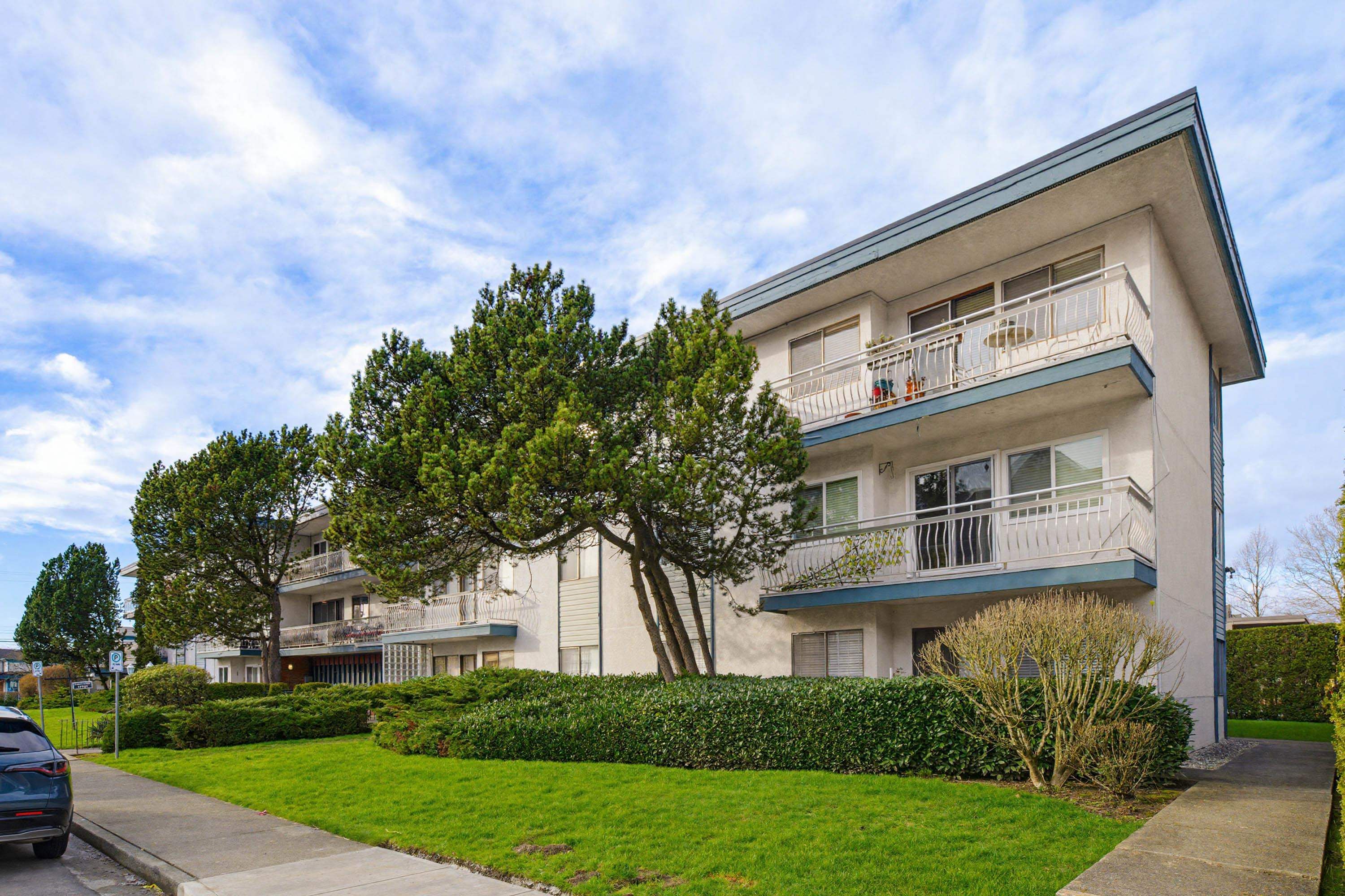 Apartment for sale in Surrey, Cloverdale, 325 17707 57a Avenue, 263115411 | Realtylink.org