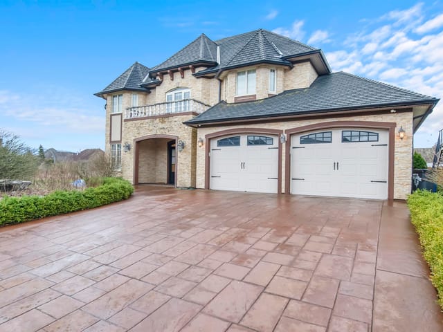 House for sale in Abbotsford, Abbotsford, 35632 Eagle View Place, 263115432 | Realtylink.org