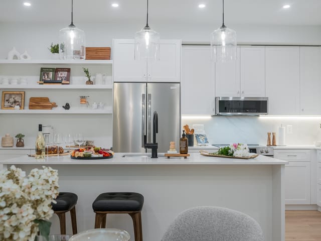 Apartment for sale in Chilliwack, Sardis, 211 46187 Thomas Road, 263115455 | Realtylink.org