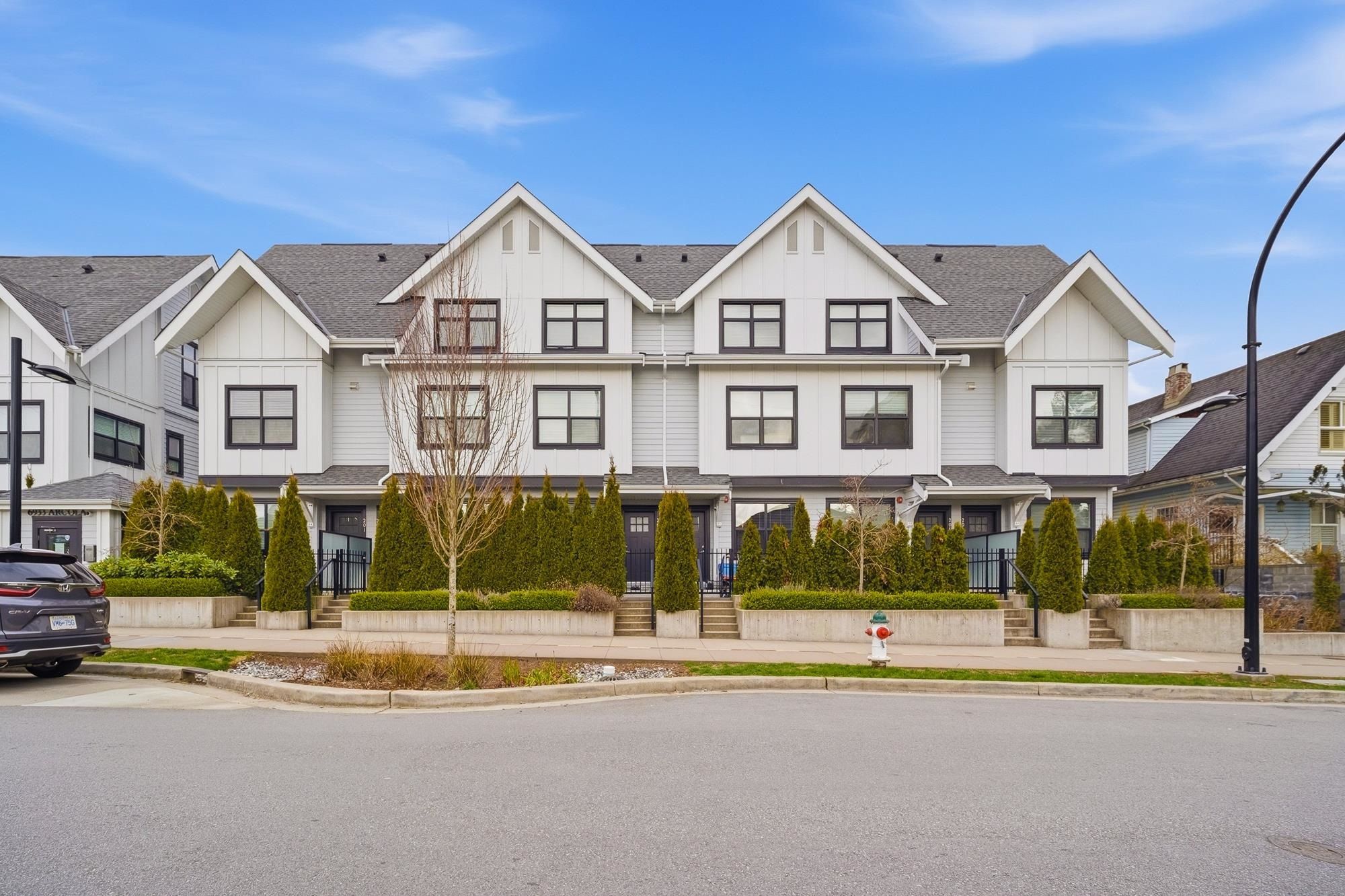 Townhouse for sale in Burnaby, Burnaby South, 401 6933 Arcola Street, 263115494 | Realtylink.org