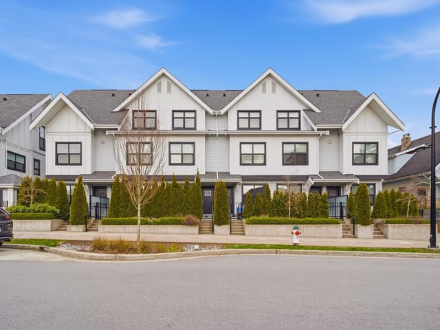 Townhouse for sale in Burnaby, Burnaby South, 401 6933 Arcola Street, 263115494 | Realtylink.org