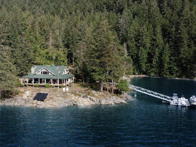 House for sale in Pender Harbour, Sunshine Coast, Dl6129 Nelson Island, 263115519 | Realtylink.org