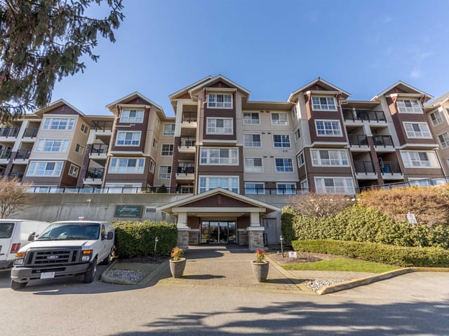 Apartment for sale in Pitt Meadows, Pitt Meadows, 214 19677 Meadow Gardens Way, 263115579 | Realtylink.org
