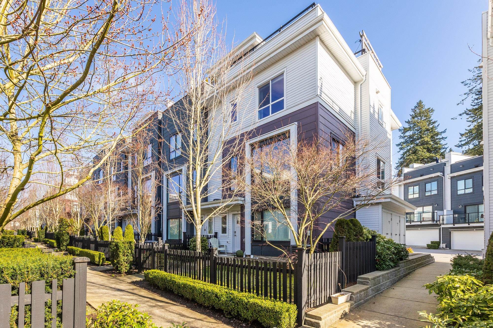 Townhouse for sale in Surrey, South Surrey White Rock, 198 2277 Oak Meadows Drive, 263115695 | Realtylink.org