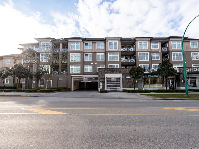 Apartment for sale in Surrey, Cloverdale, 227 18818 68 Avenue, 263115745 | Realtylink.org