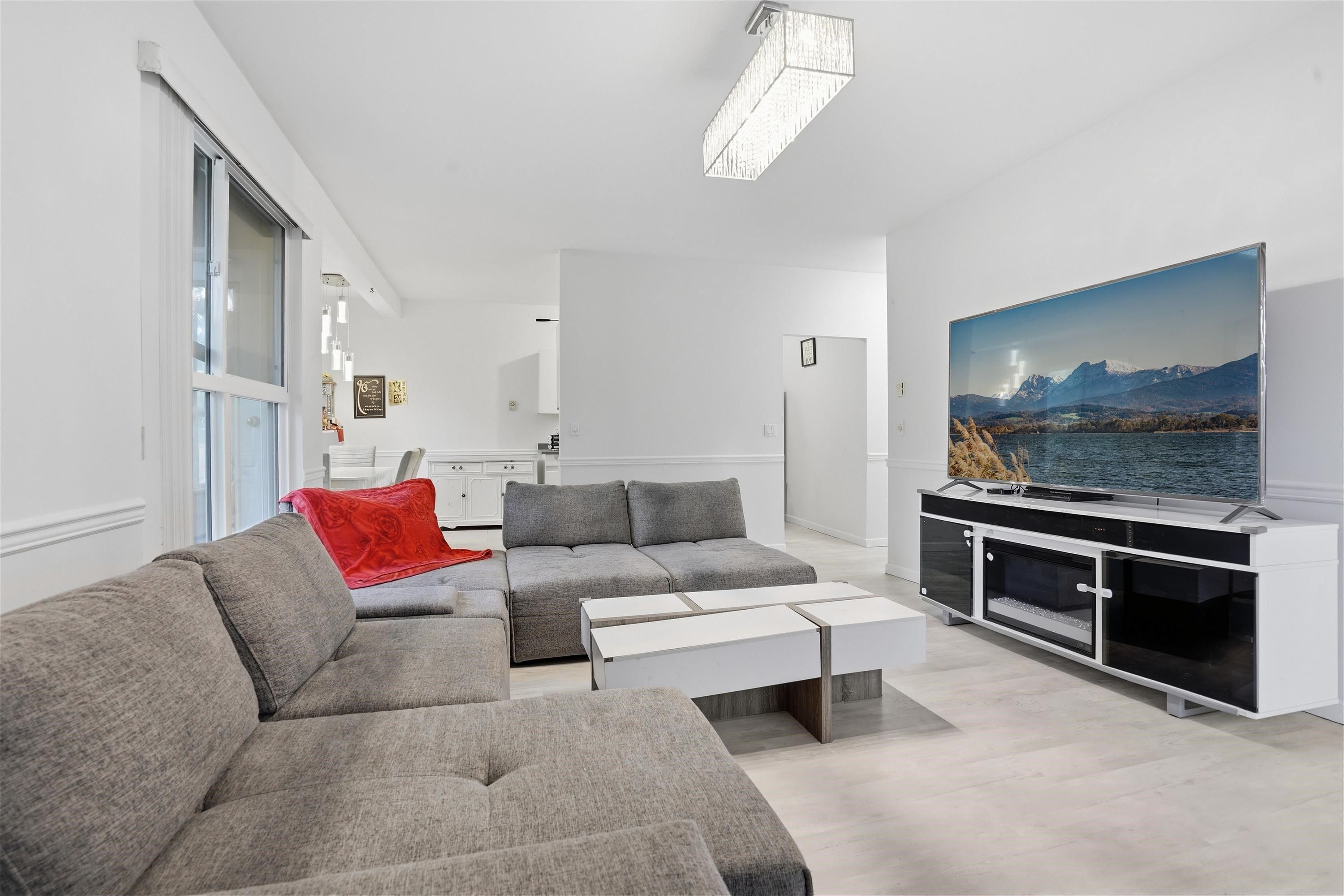 Apartment for sale in Surrey, North Surrey, 110 14981 101a Avenue, 263115747 | Realtylink.org