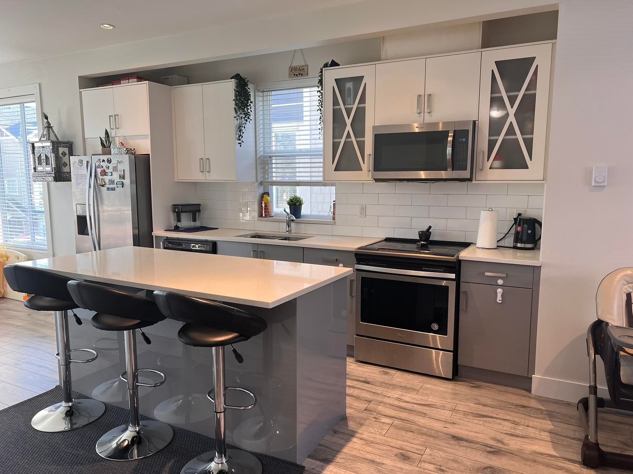 Townhouse for rent in Surrey, Surrey, 5 8699 158 Street, 263115756 | Realtylink.org