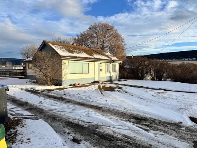 House for sale in Williams Lake, Williams Lake, 242 S Third Avenue, 263115763 | Realtylink.org
