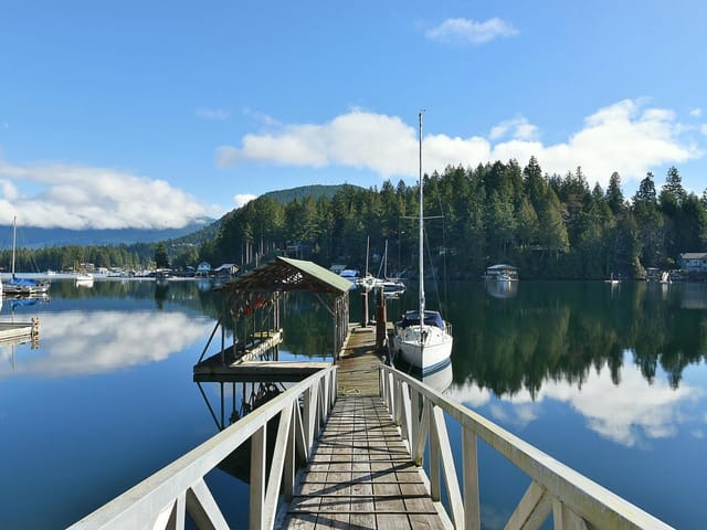 House for sale in Madeira Park, Sunshine Coast, 4650 Gerrans Bay Road, 263115779 | Realtylink.org