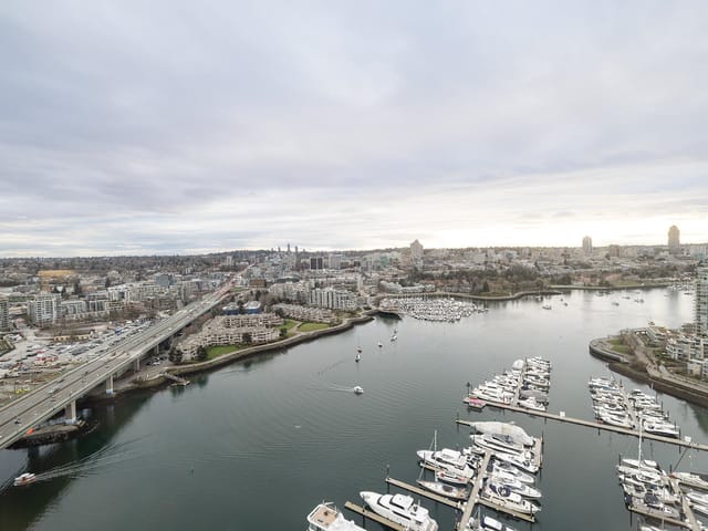 Apartment for sale in Vancouver, Vancouver West, 3706 1033 Marinaside Crescent, 263115815 | Realtylink.org