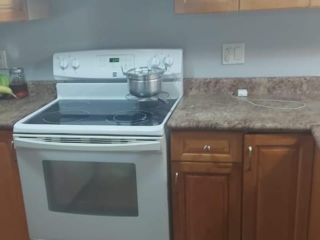 Apartment for sale in Surrey, Surrey, 107 6960 120 Street, 263115860 | Realtylink.org