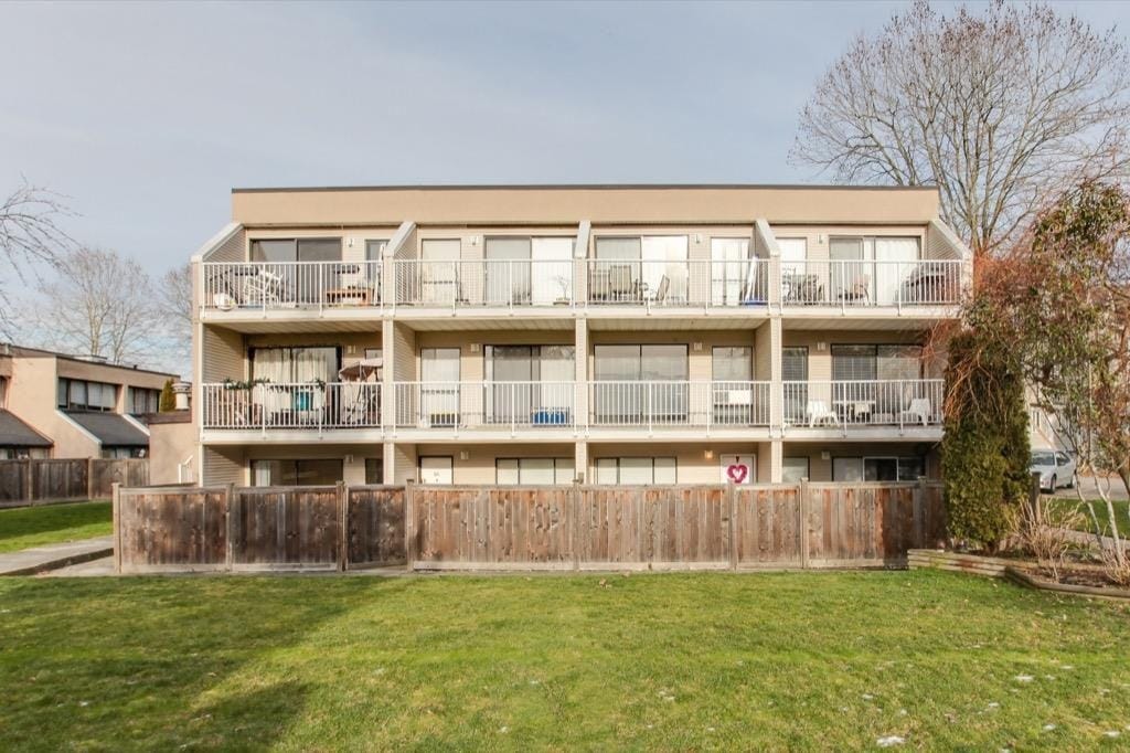 Apartment for sale in Surrey, Cloverdale, 10 17700 60 Avenue, 263115978 | Realtylink.org