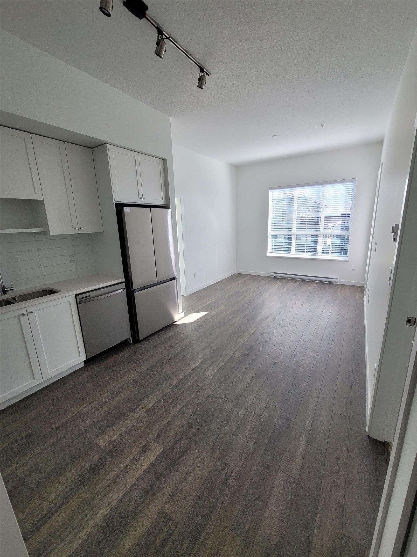 Apartment for rent in Surrey, Surrey, 607 8509 158 Street, 263116107 | Realtylink.org