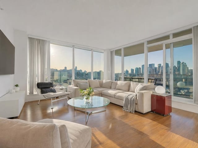 Apartment for sale in Vancouver, Vancouver West, 801 1833 Crowe Street, 263116199 | Realtylink.org