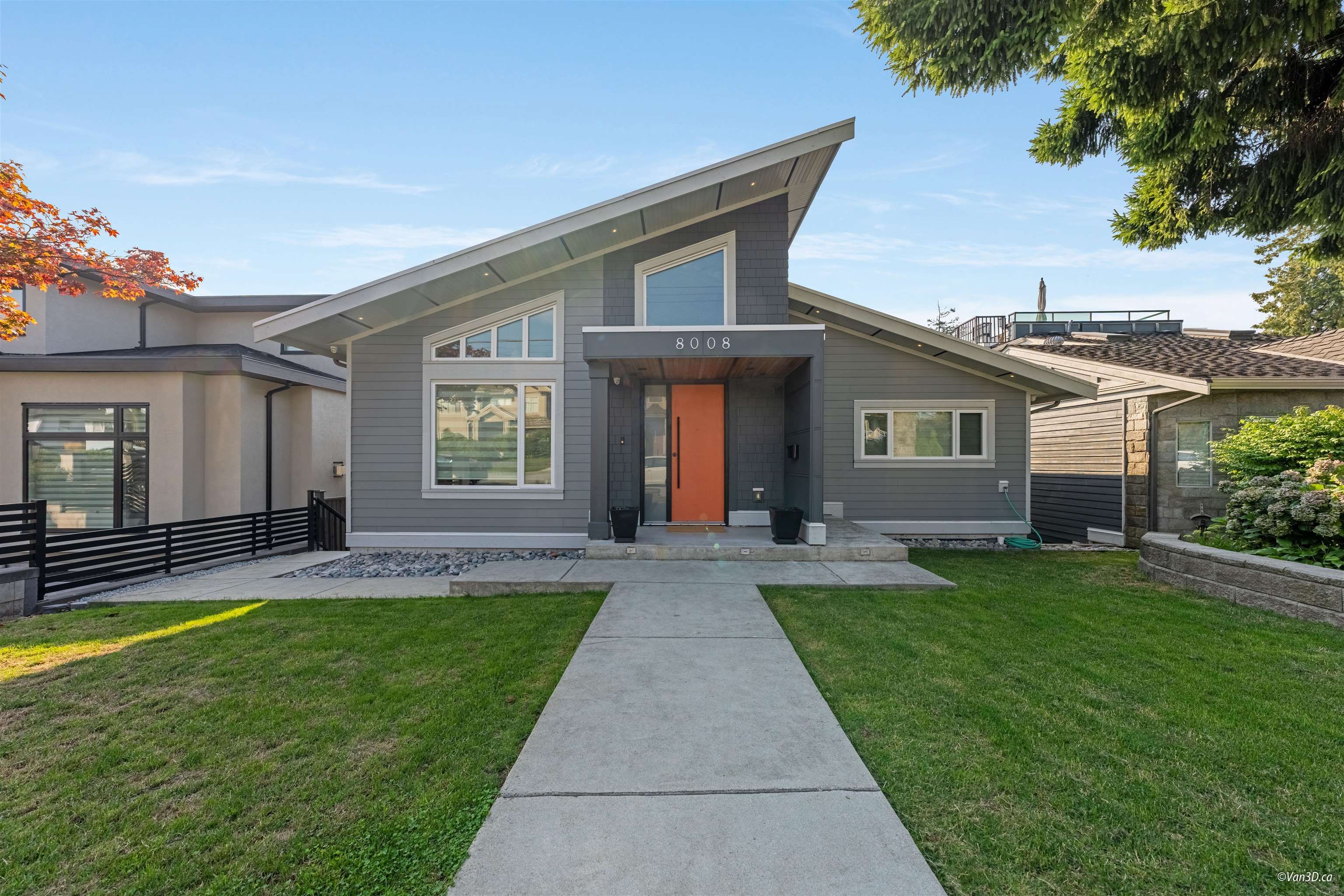 House for sale in Burnaby, Burnaby East, 8008 13th Avenue, 263116270 | Realtylink.org