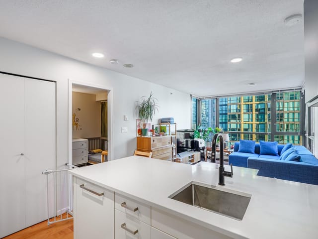 Apartment for sale in Vancouver, Vancouver West, 1706 1367 Alberni Street, 263116431 | Realtylink.org