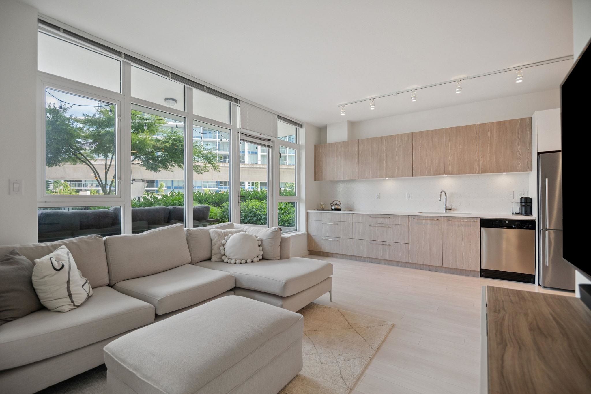 Apartment for sale in Coquitlam, Coquitlam, 208 691 North Road, 263116466 | Realtylink.org