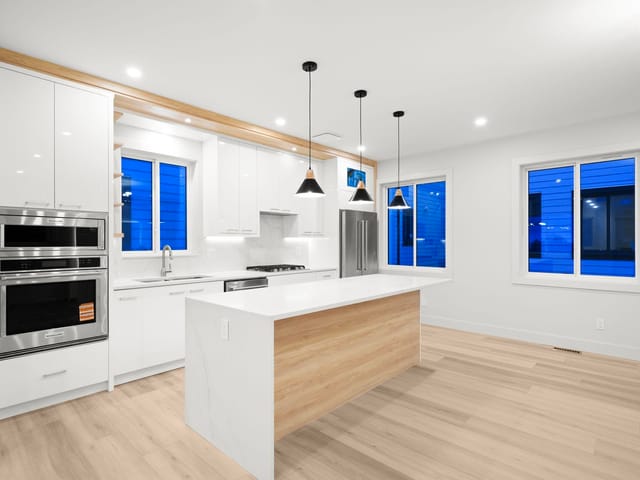 House for sale in Burnaby, Burnaby South, 2 3881 Hurst Street, 263116468 | Realtylink.org