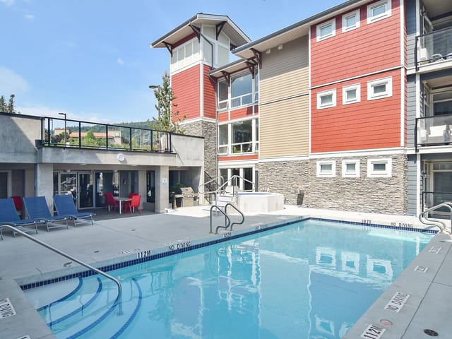 Apartment for sale in Abbotsford, Abbotsford, 411 2242 Whatcom Road, 263116505 | Realtylink.org