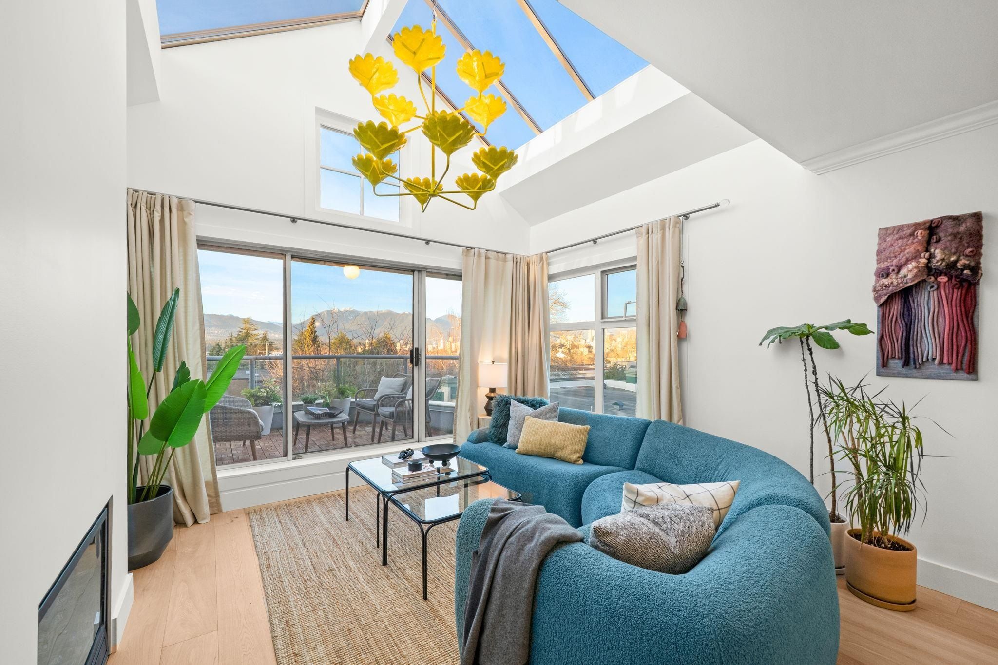 Apartment for sale in West Vancouver, Vancouver West, 409 2250 W 3rd Avenue, 263116571 | Realtylink.org