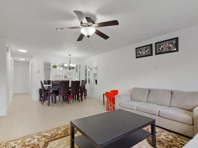 Townhouse for sale in Surrey, Surrey, 303 13955 72 Avenue, 263116652 | Realtylink.org