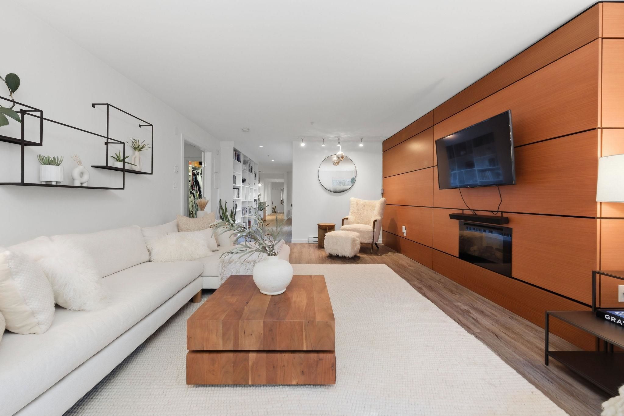 Apartment for sale in North Vancouver, North Vancouver, 105 2832 Capilano Road, 263116659 | Realtylink.org