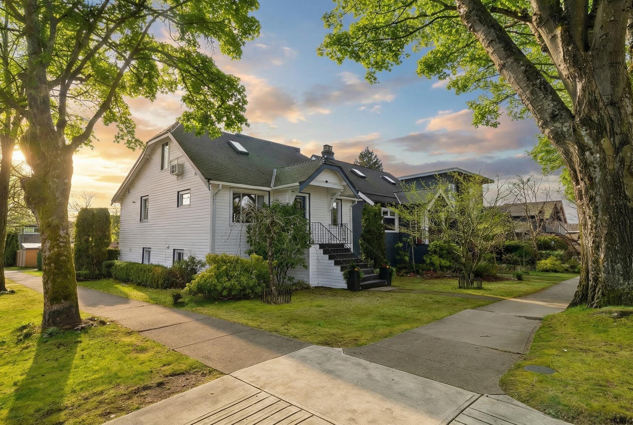 House for sale in Vancouver, Vancouver East, 2094 E 7th Avenue, 263116662 | Realtylink.org