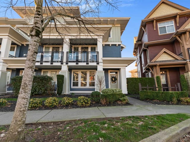 Townhouse for sale in Chilliwack, Sardis, 10 45137 Nicomen Crescent, 263116690 | Realtylink.org