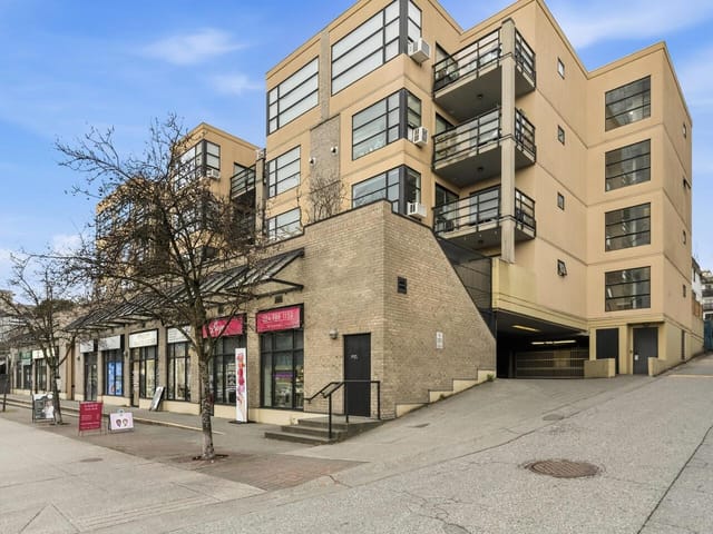 Apartment for sale in North Vancouver, North Vancouver, 402 124 W 3rd Street, 263116697 | Realtylink.org