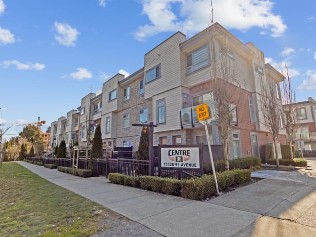 Townhouse for sale in Surrey, Surrey, 2 13328 96 Avenue, 263116709 | Realtylink.org