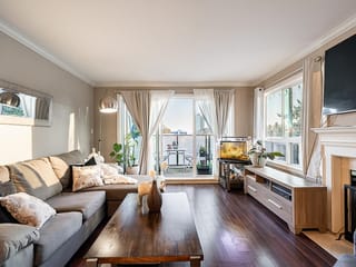 Apartment for sale in Surrey, South Surrey White Rock, 313 1830 E Southmere Crescent, 263116726 | Realtylink.org