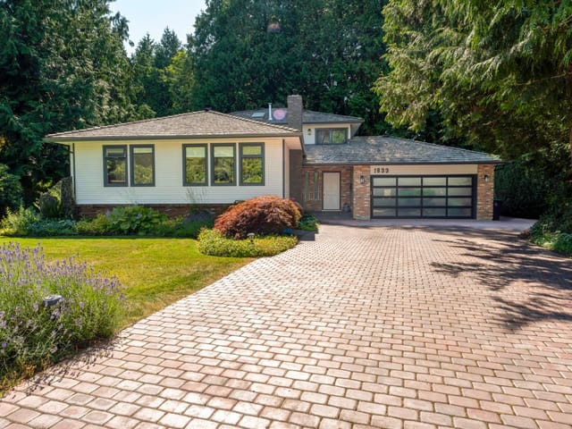 House for sale in Surrey, South Surrey White Rock, 1833 133a Street, 263116736 | Realtylink.org