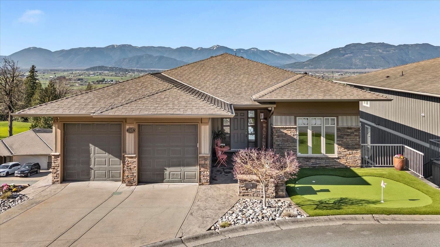 House for sale in Chilliwack, Chilliwack, 125 51075 Falls Court, 263116742 | Realtylink.org