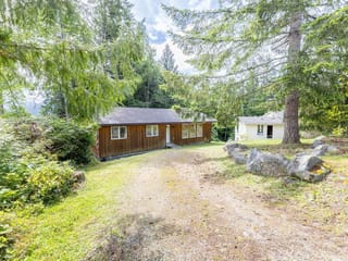 House for sale in Garden Bay, Sunshine Coast, 4561 Sinclair Bay Road, 263116754 | Realtylink.org