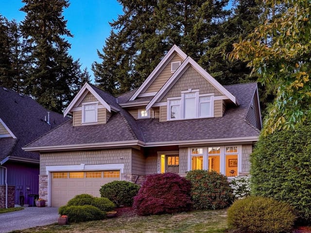House for sale in Surrey, South Surrey White Rock, 2052 128a Street, 263116761 | Realtylink.org