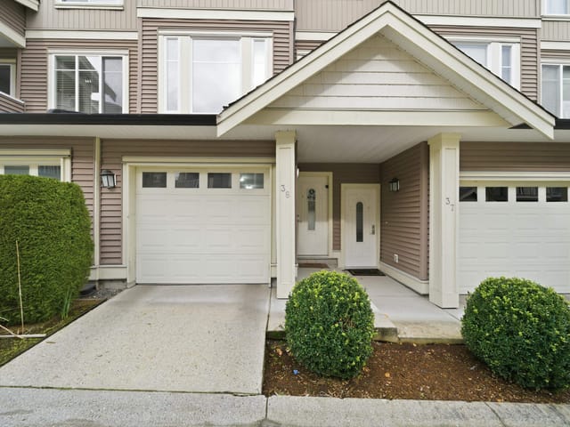 Townhouse for sale in Surrey, Cloverdale, 38 6575 192 Street, 263116775 | Realtylink.org