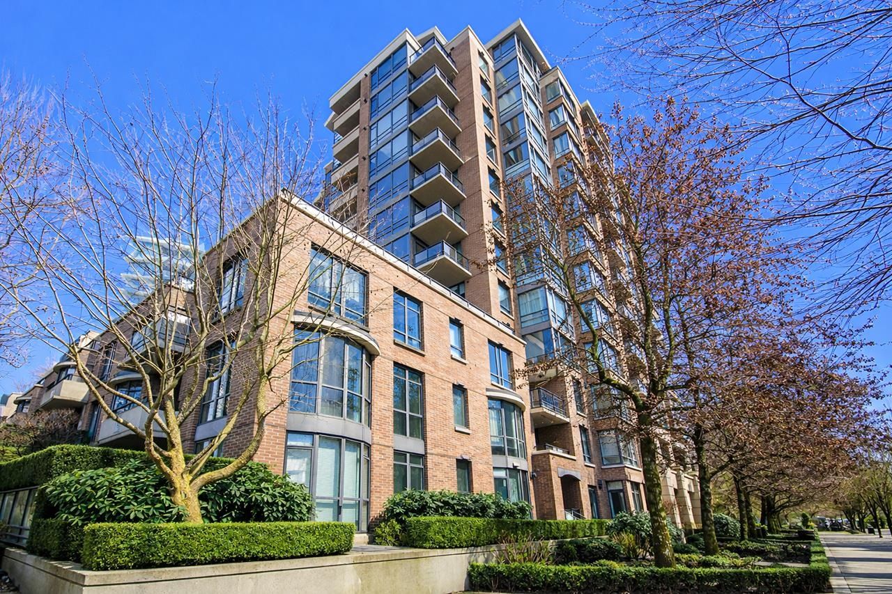 Apartment for sale in North Vancouver, North Vancouver, 1105 170 W 1st Street, 263116781 | Realtylink.org