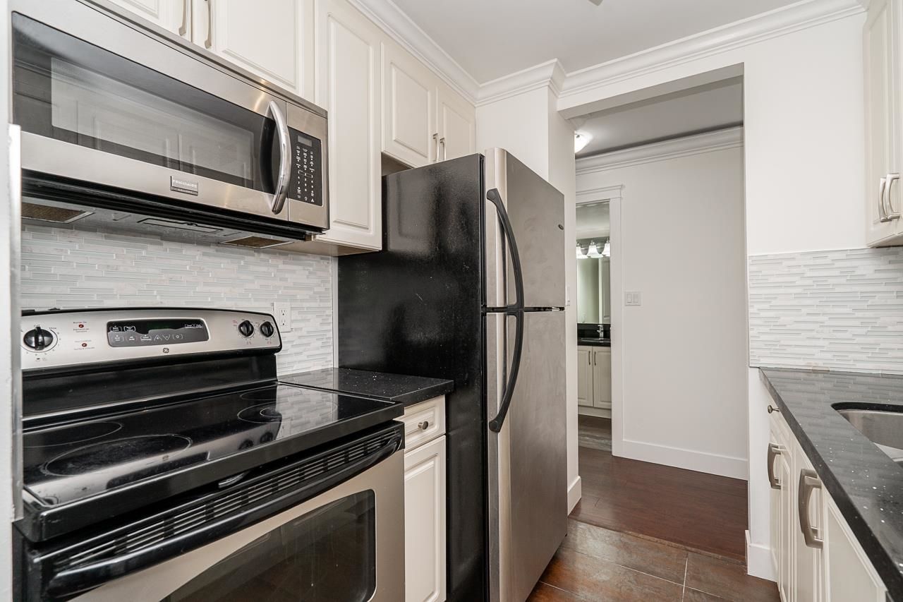 Apartment for sale in Surrey, South Surrey White Rock, 8 1850 E Southmere Crescent, 263116792 | Realtylink.org