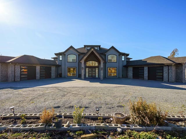 House for sale in Surrey, Cloverdale, 4371 184 Street, 263116797 | Realtylink.org