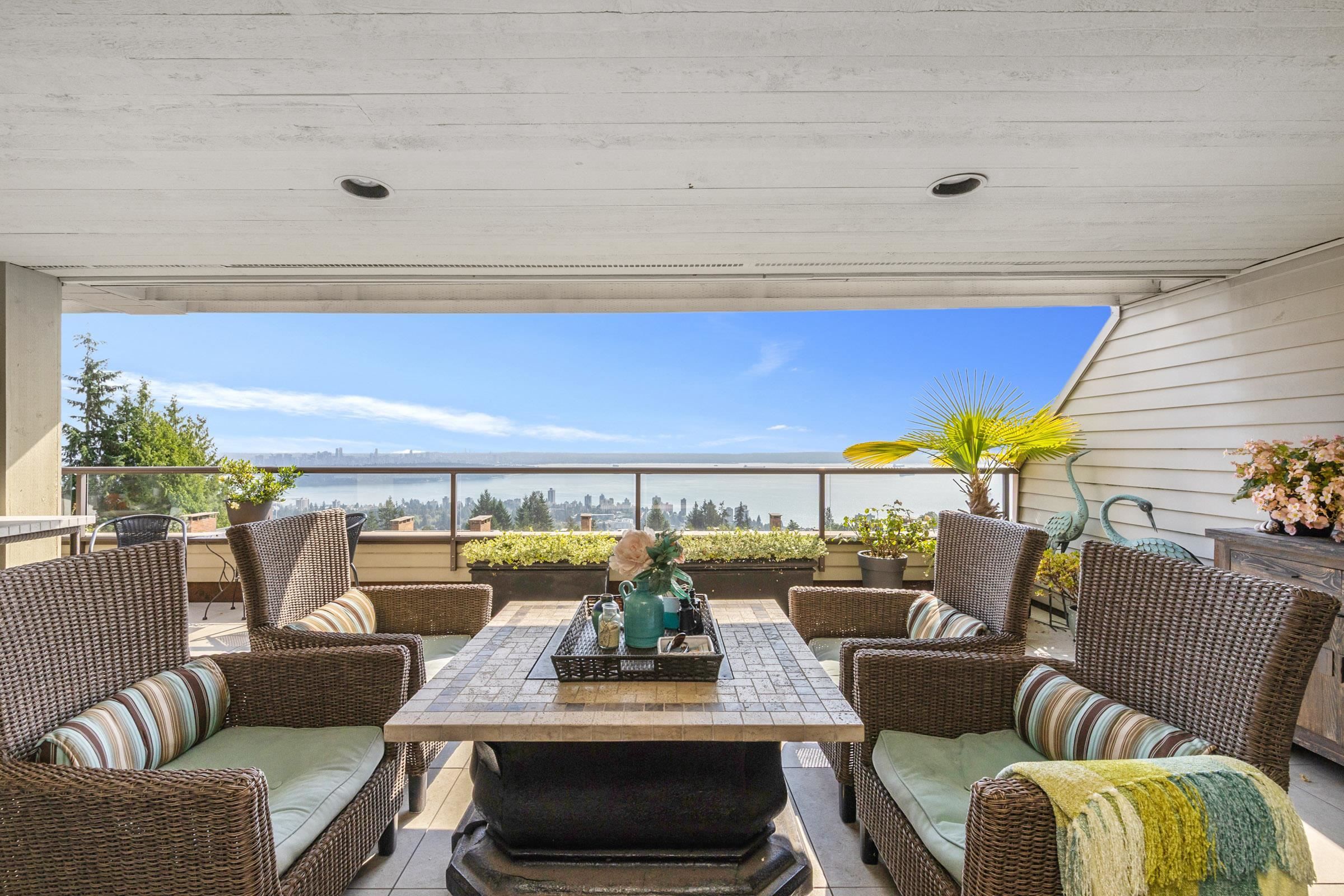 Apartment for sale in West Vancouver, West Vancouver, 33 2250 Folkestone Way, 263116801 | Realtylink.org