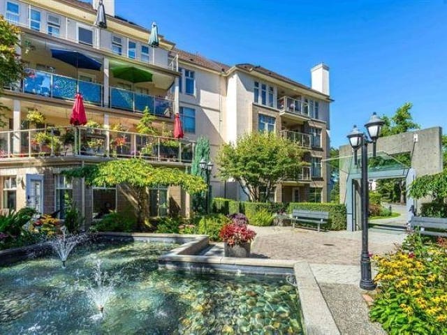 Apartment for sale in Surrey, South Surrey White Rock, 105 15340 19a Avenue, 263116841 | Realtylink.org
