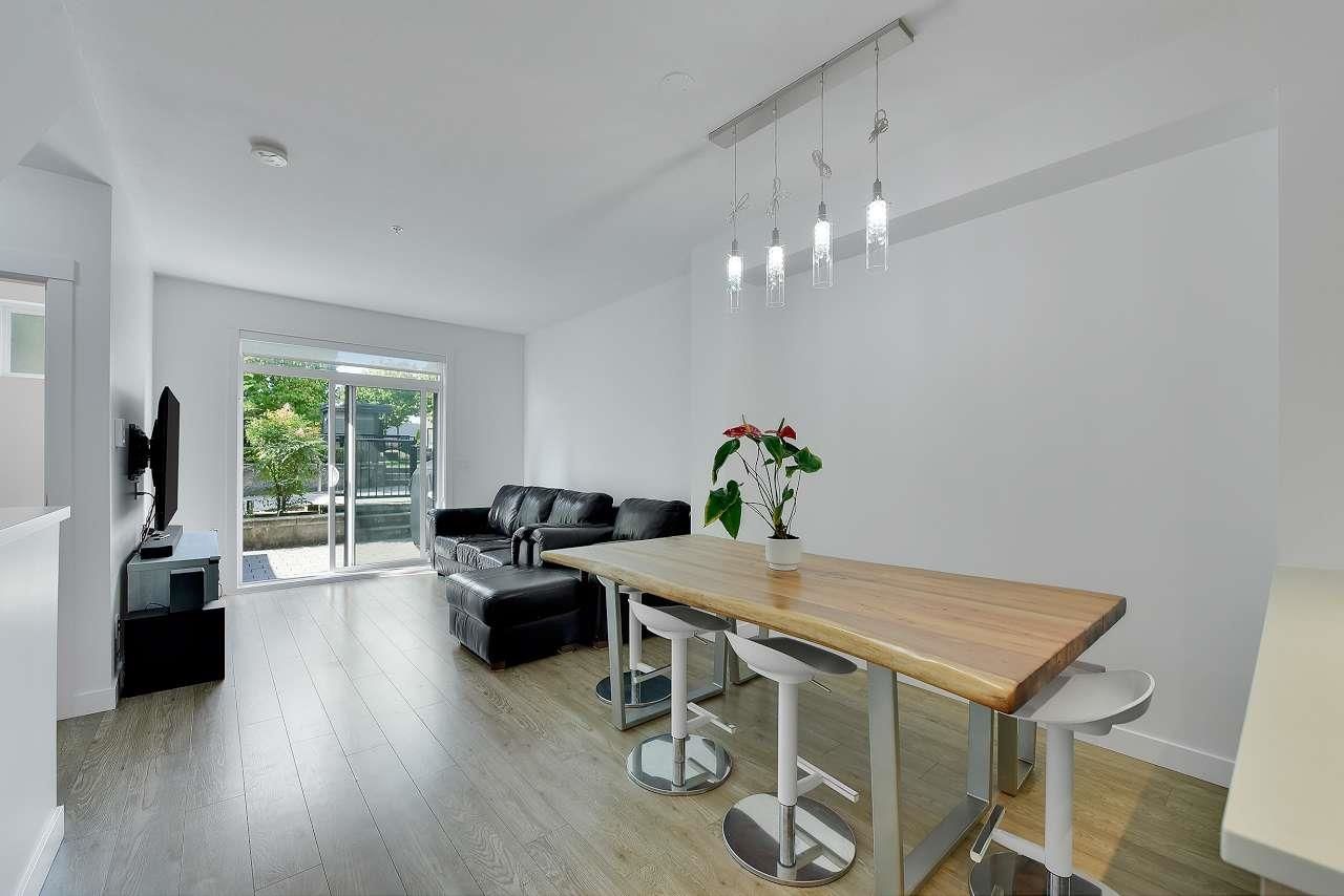 Townhouse for sale in Burnaby, Burnaby South, 6 7039 Macpherson Avenue, 263116925 | Realtylink.org