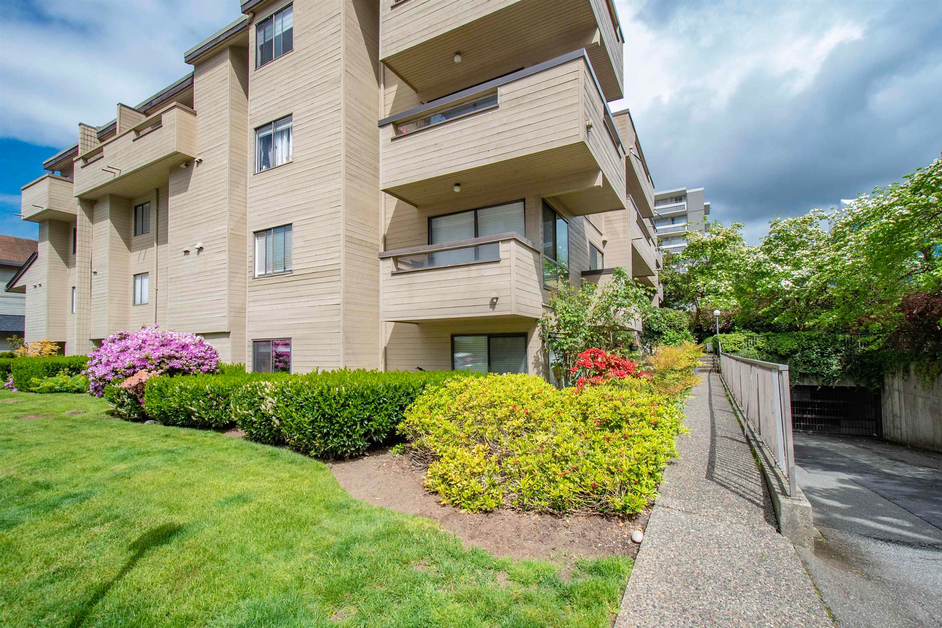Apartment for sale in West Vancouver, West Vancouver, 118 1363 Clyde Avenue, 263116936 | Realtylink.org