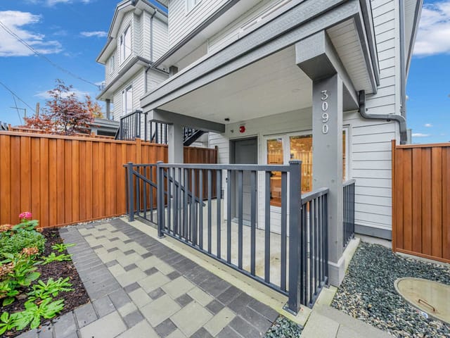 1/2 Duplex for sale in Vancouver, Vancouver East, 2 3090 Vanness Avenue, 263116996 | Realtylink.org