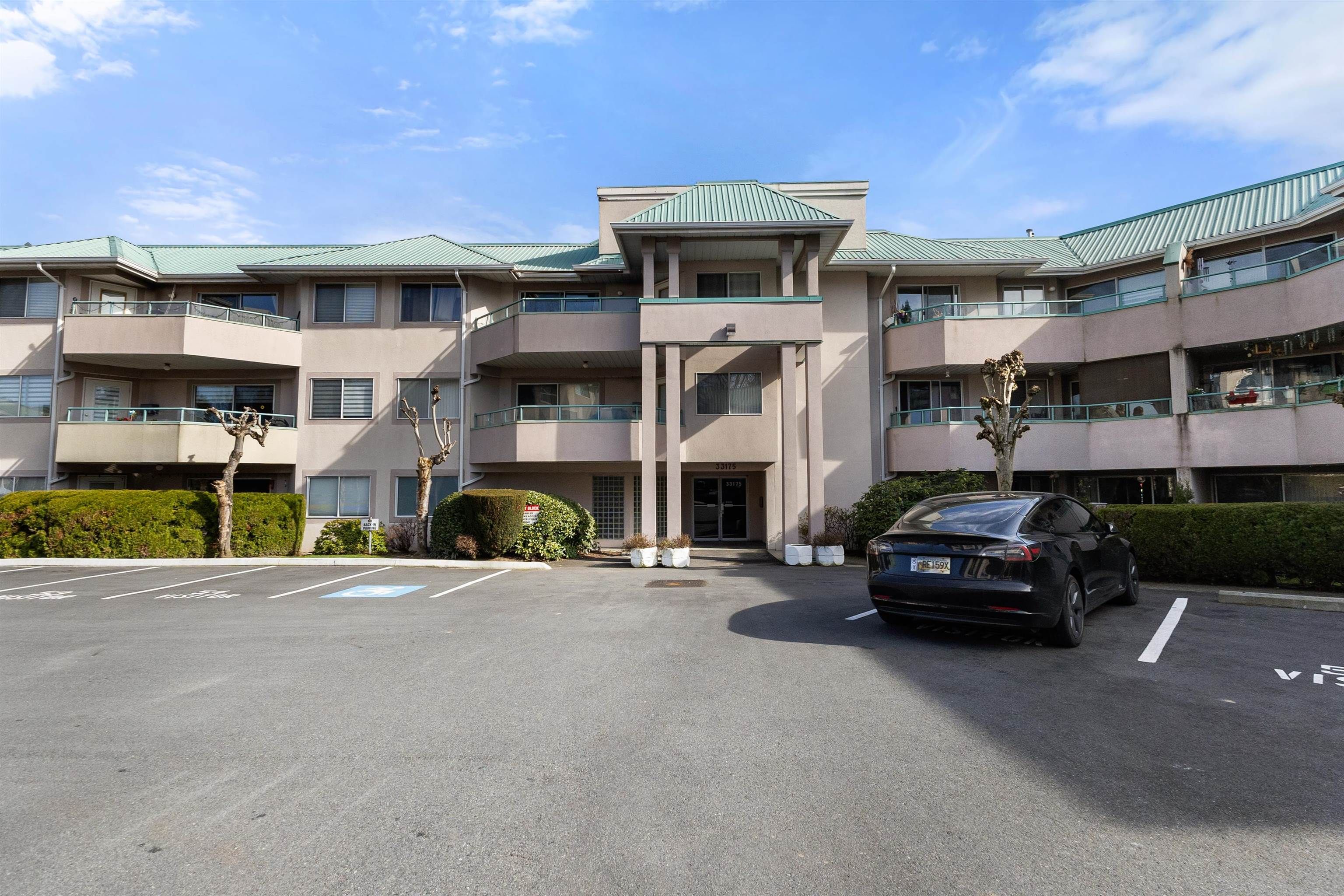 Apartment for sale in Abbotsford, Abbotsford, 224 33175 Old Yale Road, 263117056 | Realtylink.org