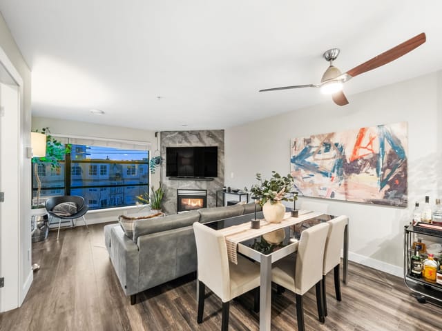 Apartment for sale in North Vancouver, North Vancouver, 410 124 W 3rd Street, 263117102 | Realtylink.org